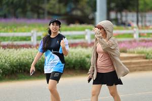 BIB: 
                            <button type="button" onclick="openModal(27895746)" class="btn btn-primary btn-sm float-right btn-popup" data-toggle="modal" data-target=".modal-high-quality">
                        <i class="fas fa-shopping-cart"></i> Add to Cart
                    </button>
                                            <button type="button" onclick="isThisMe(27895746, true)" class="btn btn-success btn-sm float-right btn-popup btn-isme hidden" data-toggle="tooltip" data-placement="bottom" title="นี่คือรูปของคุณใช่ไหม คลิกที่นี่เพื่อเอาเข้าอัลบั้ม">
                        <i class="fas fa-plus"></i> Add to album
                    </button>
                    <button type="button" onclick="isThisMe(27895746, false)" class="btn btn-warning btn-sm float-right btn-popup btn-isnotme hidden">
                        <i class="fas fa-ban"></i> Remove from album
                    </button>